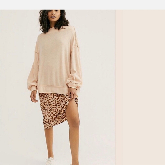 NWT Free People We The Free Main Squeeze Hacci Top - Picture 3 of 7